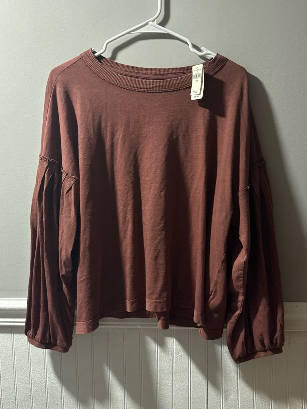 NWT Aerie Slouchy Balloon Sleeve T Shirt Small